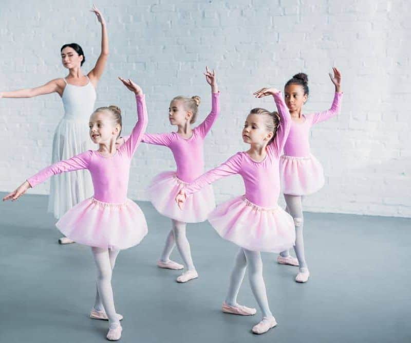 ¿Qué 11 beneficios aporta el ballet para niños?
