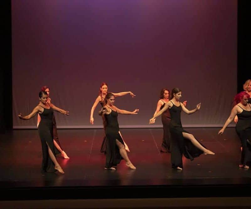 Como-convertir-tu-pasion-por-el-baile-en-una-carrera-profesional