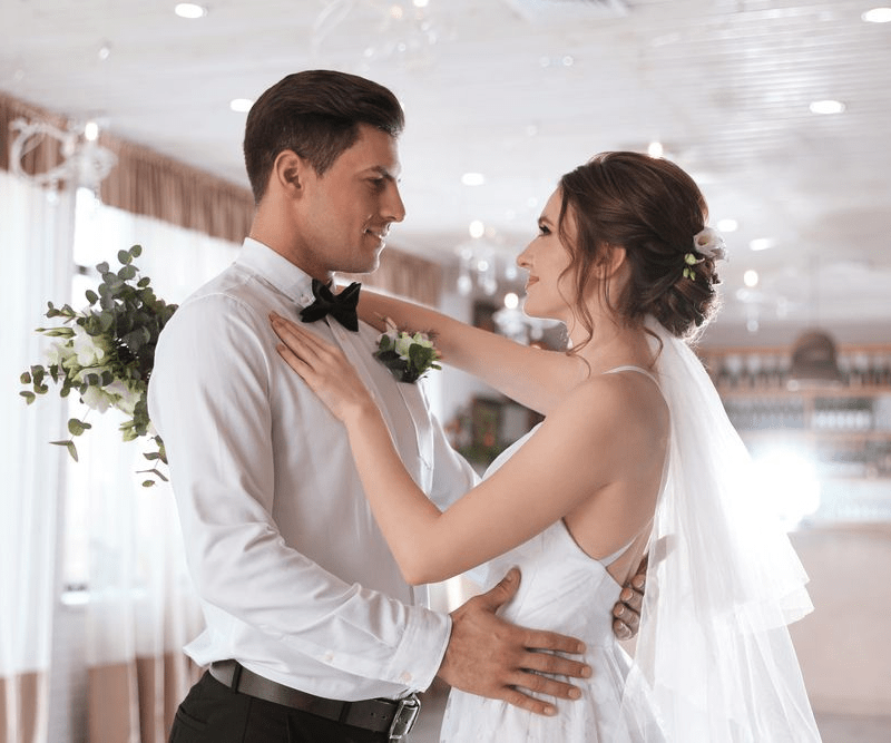 Tu-boda-de-verano-se-merece-el-baile-nupcial-mas-romantico
