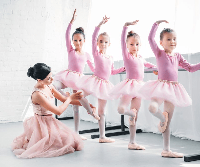 Ballet-para-ninos-en-Barcelona-tecnica-y-diversion-garantizadas