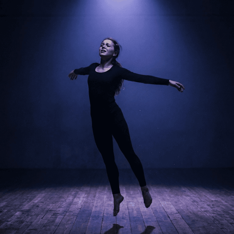 Aprende-la-coreografia-de-‘Memoria-de-Rosalia-paso-a-paso