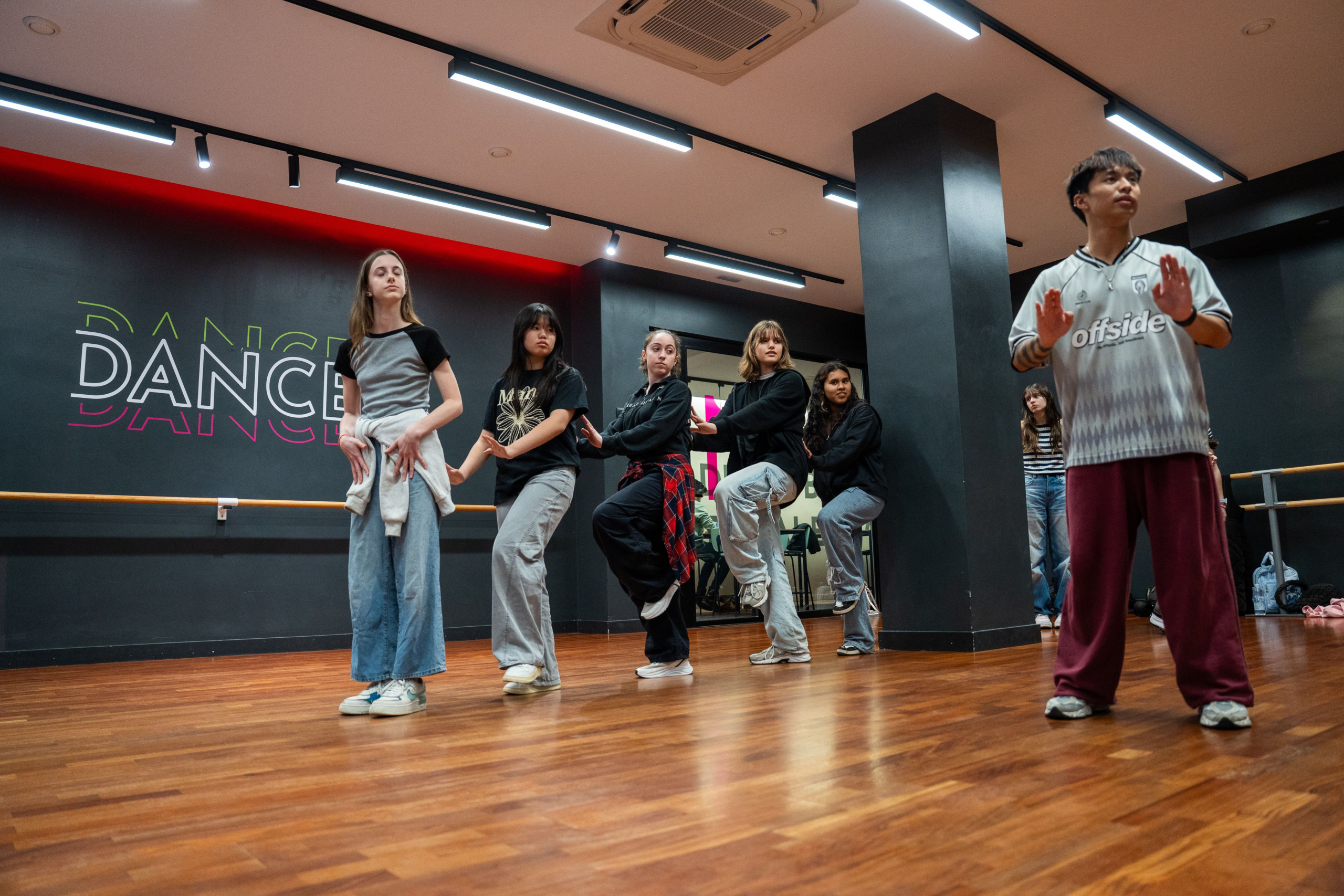 Clases de baile por la mañana en Barcelona: estilos, niveles y cómo elegir