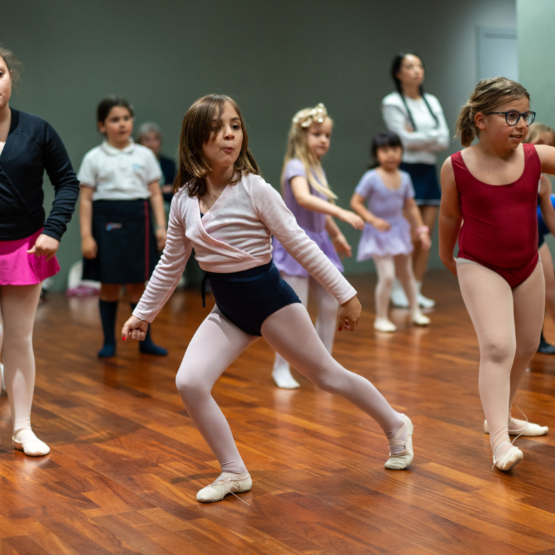 Coreografia-de-Halloween-para-ninos-un-baile-facil-para-practicar-en-casa